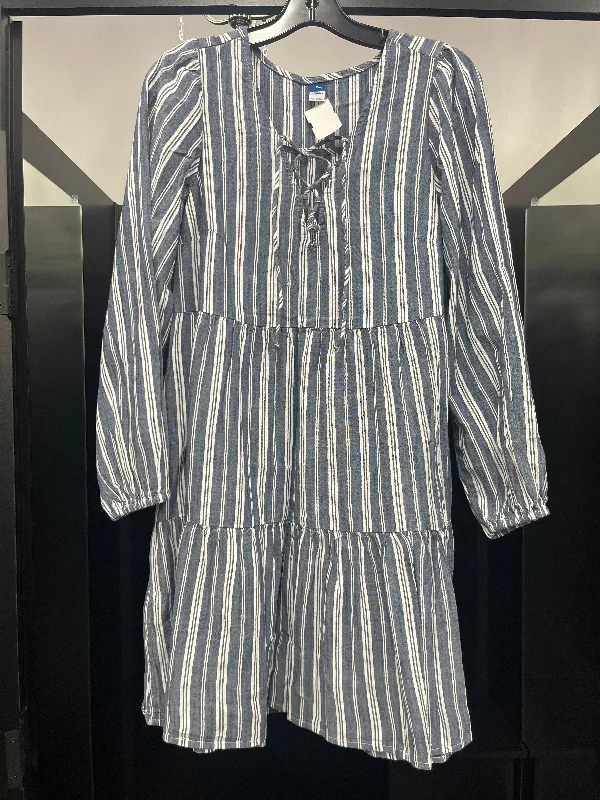 Dress Casual Midi By Old Navy In Striped, Size: M