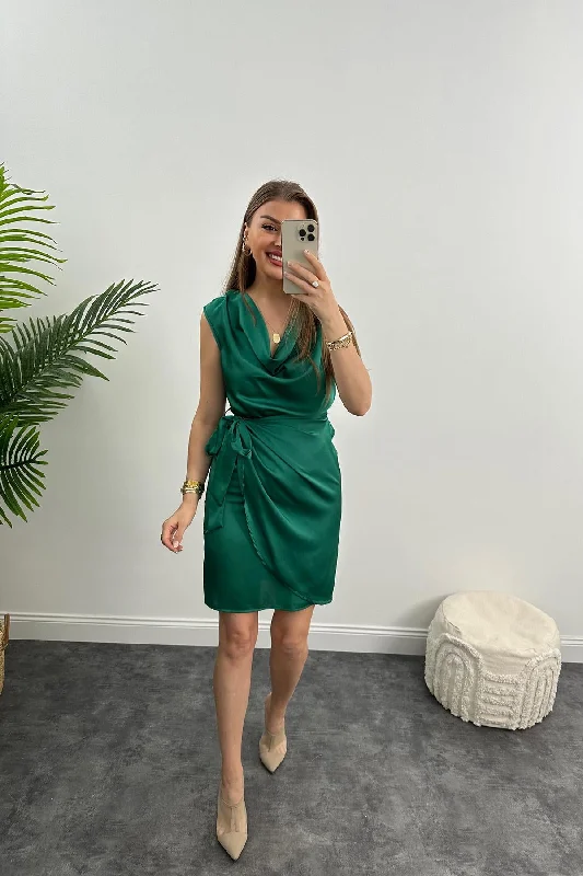 Luxury Silk Satin Degajeed Collar Wrap Dress Green REF : A7452