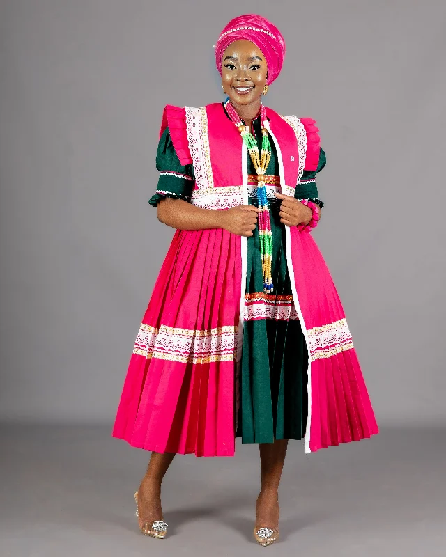 Mogoshadi Pleated Bridal Dress Set in Green & Pink