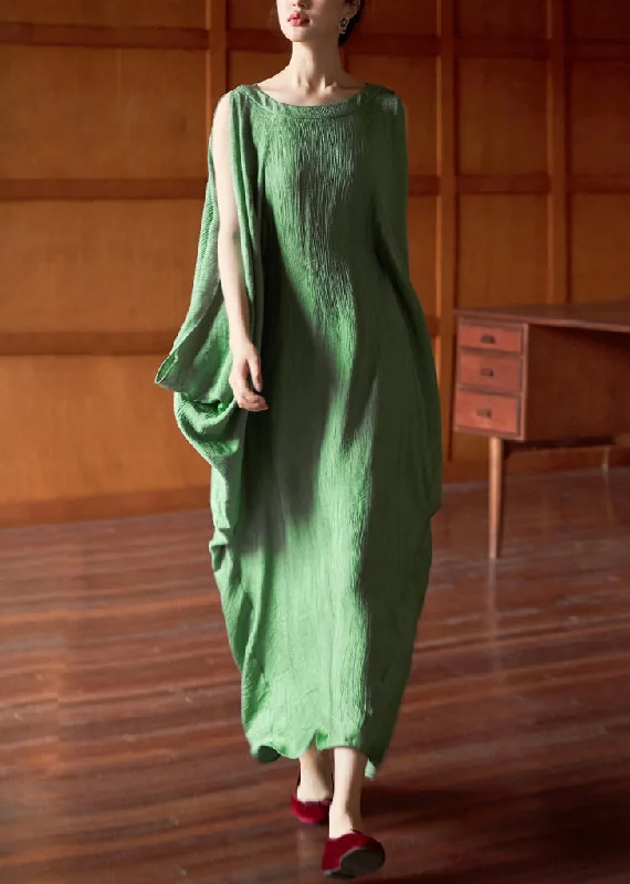 Plus Size Green O Neck Solid Cotton Long Dress Batwing Sleeve EE1049