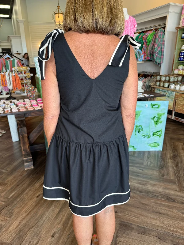 Simple tie tank dress: black