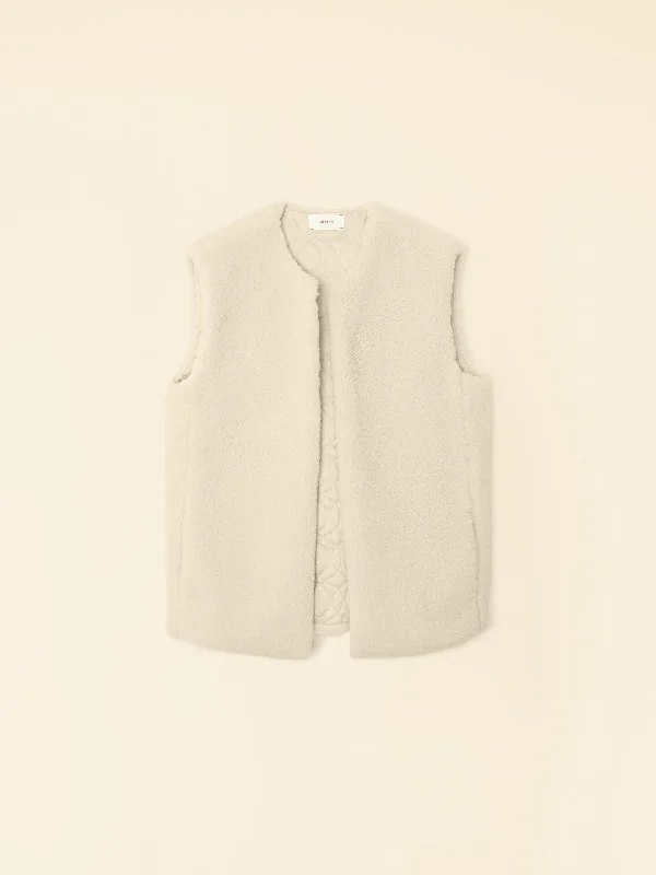 Thea Shearling Vest in Cream